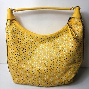 Big yellow shoulder bag